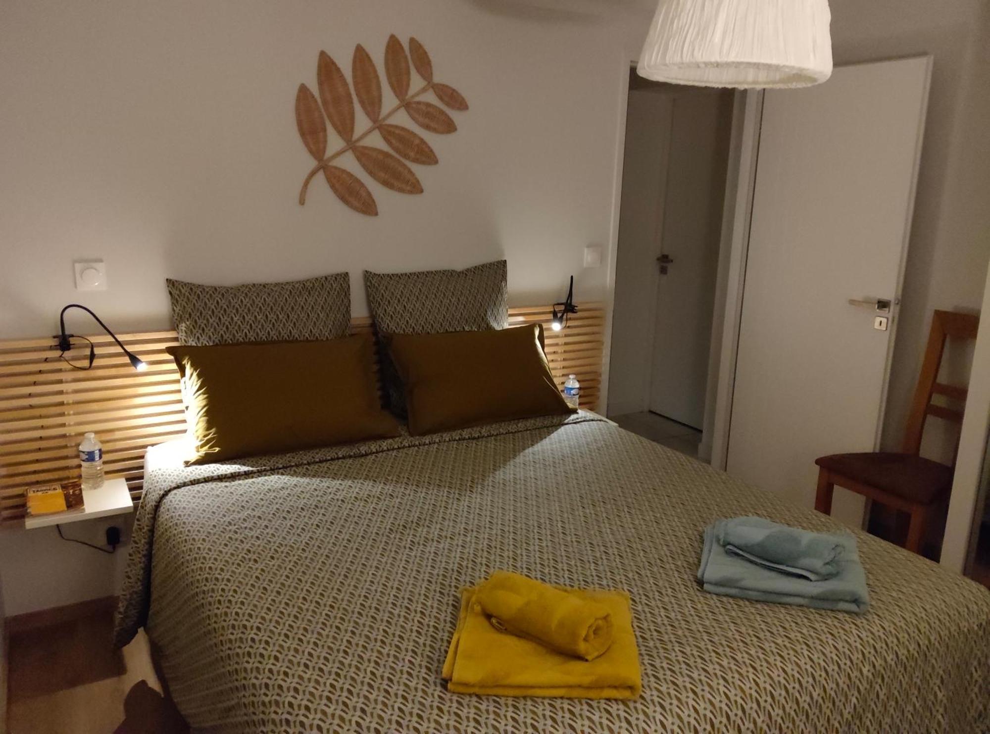 Du Cote De Chez Paule, Chambre Avec Entree Independante Et Salle D'Eau Privative Semeac ภายนอก รูปภาพ